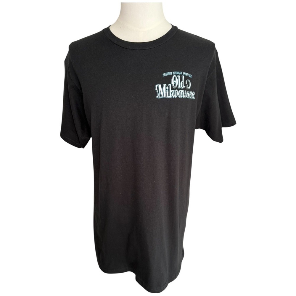 Pabst Blue Ribbon Old Milwaukee Beer Built Right Graphic T-Shirt Size Large‎ NWT
